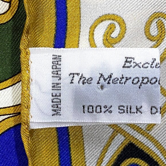 Metropolitan Museum Of Art MMOA Silk Scarf Celtic Knot Design Multicolor - Picture 4 of 9
